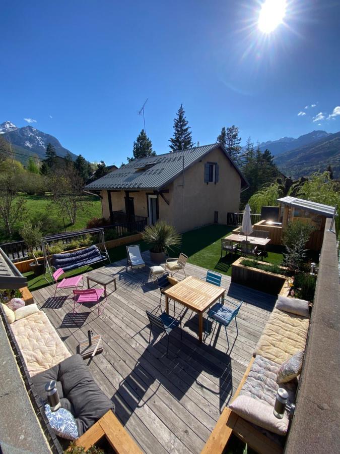 Nid Douillet Briancon Bed and Breakfast Exteriör bild